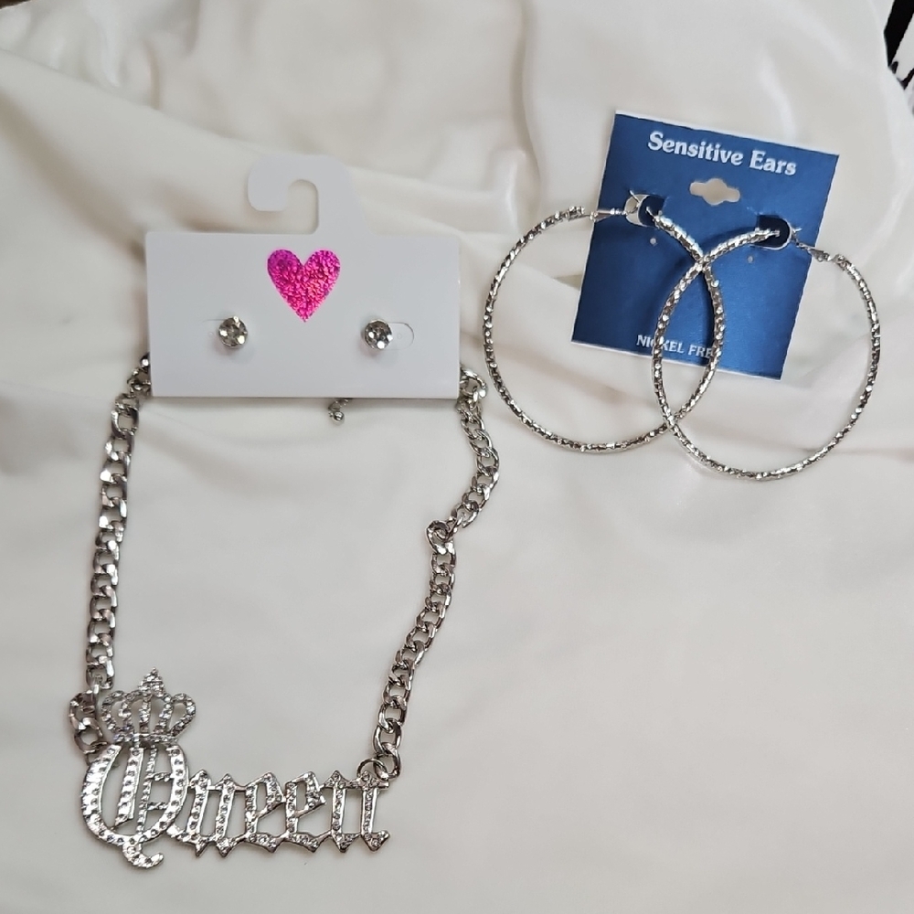 Women's Jewelry Set Silver Rhinestone Queen Necklace Stud Hoop Earrings NWT